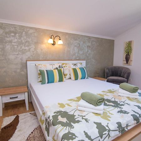 Apartamento Nereo Mali Lošinj Exterior foto